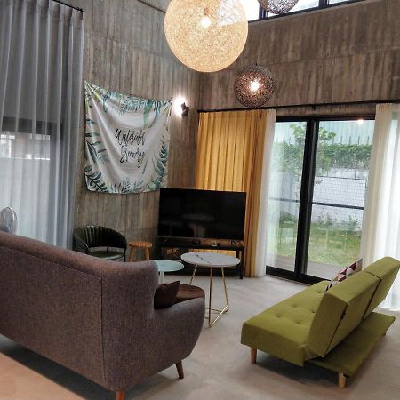 350 Lodge T'ai-tung Exteriör bild